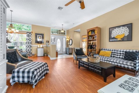House in Sebring, Florida 4 bedrooms, 244.24 sq.m. № 2391389 - photo 10