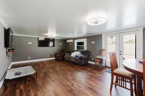 House in Bradenton, Florida 5 bedrooms, 430.88 sq.m. № 2098121 - photo 26