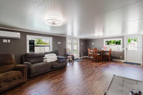 House in Bradenton, Florida 5 bedrooms, 430.88 sq.m. № 2098121 - photo 25