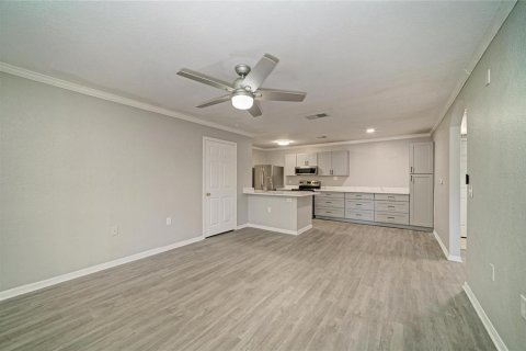 Condo in Bradenton, Florida, 1 bedroom  № 2216082 - photo 11