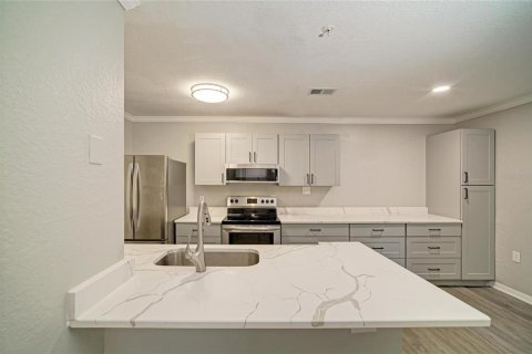 Condo in Bradenton, Florida, 1 bedroom  № 2216082 - photo 18