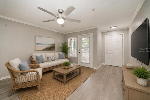 Condo in Bradenton, Florida, 1 bedroom  № 2216082 - photo 8