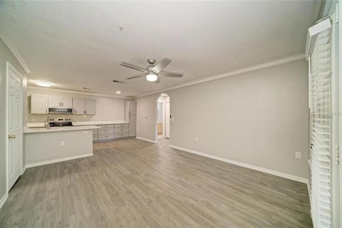 Condo in Bradenton, Florida, 1 bedroom  № 2216082 - photo 7