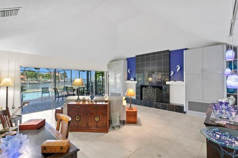 Casa en venta en Saint Petersburg, Florida, 3 dormitorios, 195.84 m2 № 1734747 - foto 10