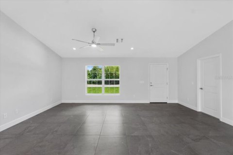 House in Englewood, Florida 3 bedrooms, 152.36 sq.m. № 1276811 - photo 7