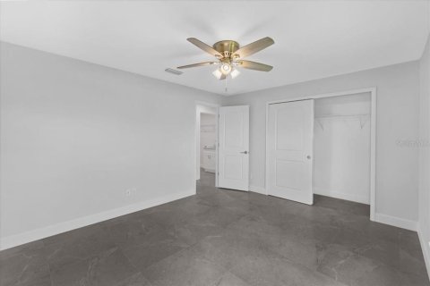 House in Englewood, Florida 3 bedrooms, 152.36 sq.m. № 1276811 - photo 22