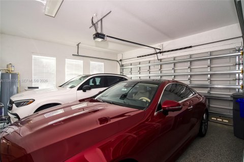 House in Delray Beach, Florida 3 bedrooms, 206.24 sq.m. № 2001563 - photo 26