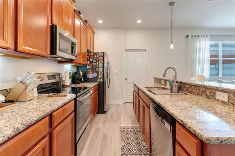 Townhouse in Winter Garden, Florida 4 bedrooms, 184.88 sq.m. № 1838819 - photo 4