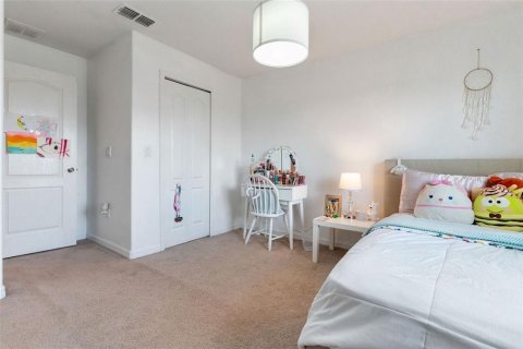Townhouse in Winter Garden, Florida 4 bedrooms, 184.88 sq.m. № 1838819 - photo 24