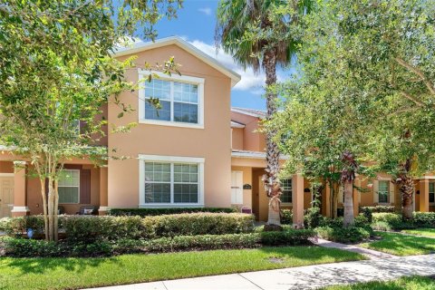 Townhouse in Winter Garden, Florida 4 bedrooms, 184.88 sq.m. № 1838819 - photo 1