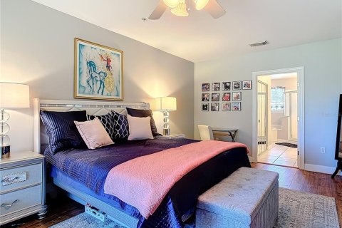 Townhouse in New Smyrna Beach, Florida 3 bedrooms, 186.55 sq.m. № 1873736 - photo 20