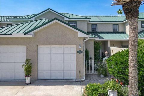 Townhouse in New Smyrna Beach, Florida 3 bedrooms, 186.55 sq.m. № 1873736 - photo 6