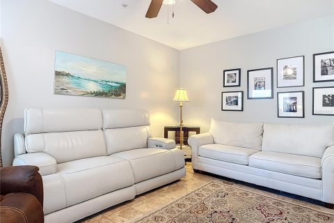 Townhouse in New Smyrna Beach, Florida 3 bedrooms, 186.55 sq.m. № 1873736 - photo 14