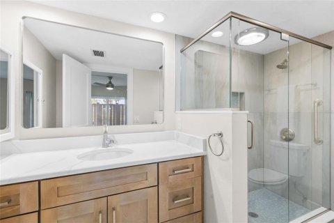 Condo in Dunedin, Florida, 2 bedrooms № 2377599 - photo 24