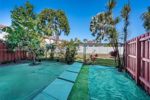 Купить виллу или дом в Хомстед, Флорида 4 спальни, 188.41м2, № 2024959 - фото 4