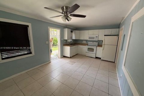 Casa en alquiler en Pompano Beach, Florida, 1 dormitorio, 55.74 m2 № 1776081 - foto 12