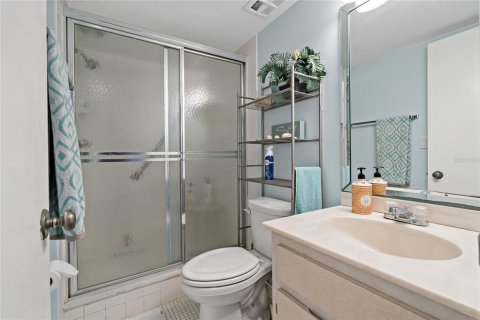 Condominio en alquiler en Saint Pete Beach, Florida, 2 dormitorios, 105.07 m2 № 1717145 - foto 25