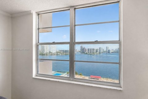 Appartement à louer à Sunny Isles Beach, Floride: 1 chambre, 87.61 m2 № 2311532 - photo 21