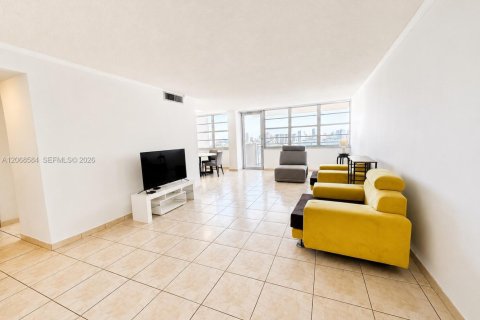 Appartement à louer à Sunny Isles Beach, Floride: 1 chambre, 87.61 m2 № 2311532 - photo 3