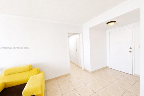 Appartement à louer à Sunny Isles Beach, Floride: 1 chambre, 87.61 m2 № 2311532 - photo 15