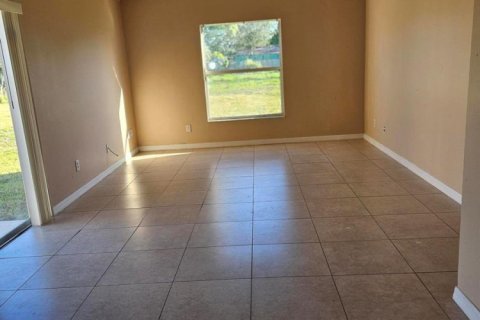 Villa ou maison à vendre à Palm Bay, Floride: 3 chambres, 162.67 m2 № 2275328 - photo 9