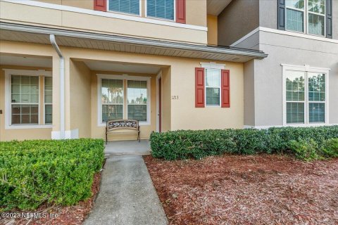 Condo in Orange Park, Florida, 3 bedrooms  № 865763 - photo 1