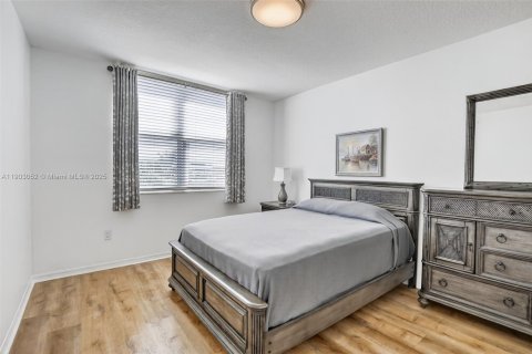 Copropriété à vendre à Fort Lauderdale, Floride: 1 chambre, 70.23 m2 № 1954504 - photo 12