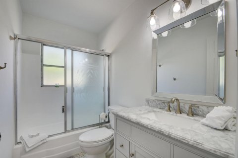 Villa ou maison à vendre à Riviera Beach, Floride: 4 chambres, 168.99 m2 № 2089611 - photo 13