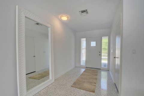 Villa ou maison à vendre à Riviera Beach, Floride: 4 chambres, 168.99 m2 № 2089611 - photo 14