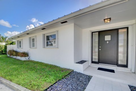 Villa ou maison à vendre à Riviera Beach, Floride: 4 chambres, 168.99 m2 № 2089611 - photo 15
