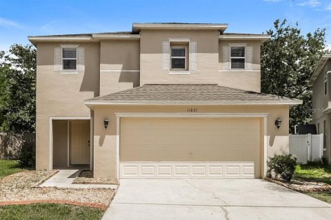 House in Seffner, Florida 3 bedrooms, 200.11 sq.m. № 2220273
