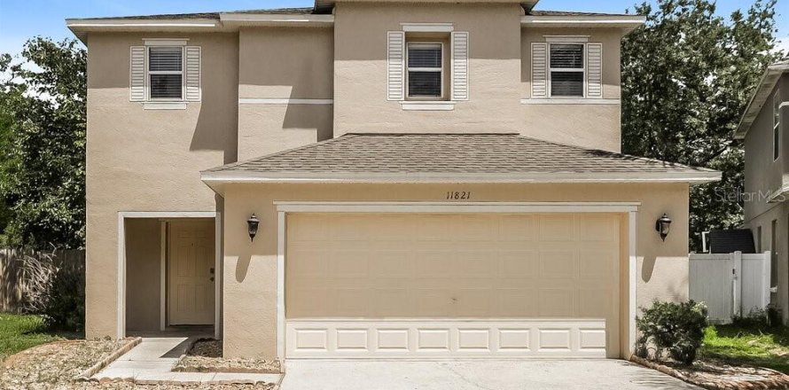 House in Seffner, Florida 3 bedrooms, 200.11 sq.m. № 2220273