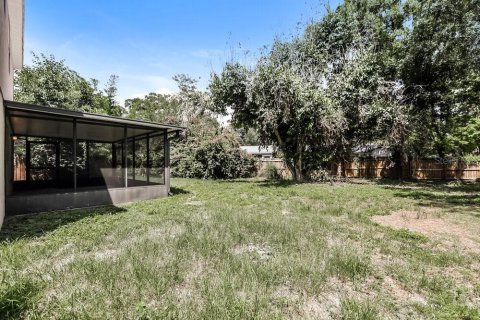 House in Seffner, Florida 3 bedrooms, 200.11 sq.m. № 2220273 - photo 17