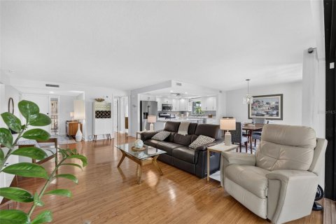 Condominio en venta en Punta Gorda, Florida, 2 dormitorios, 140.84 m2 № 2329913 - foto 13