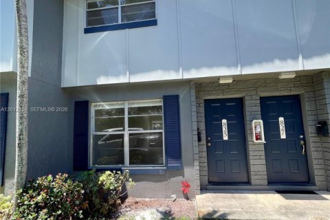 Townhouse in Plantation, Florida 2 bedrooms, 87.14 sq.m. № 2074547 - photo 10