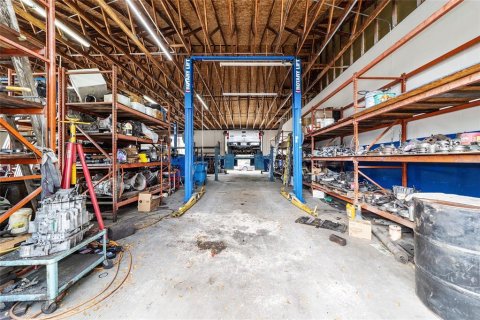 Propiedad comercial en venta en Ocala, Florida, 696.77 m2 № 1431941 - foto 21