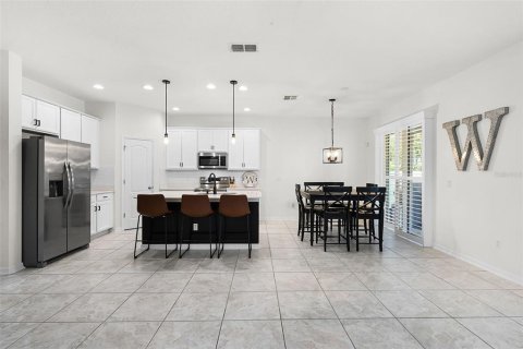 House in Groveland, Florida 5 bedrooms, 235.32 sq.m. № 1906265 - photo 9