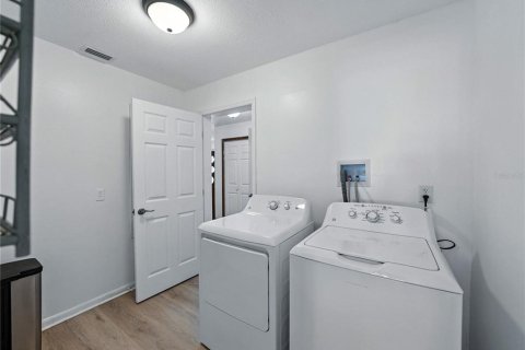 Casa en venta en Babson Park, Florida, 4 dormitorios, 247.12 m2 № 1798031 - foto 28