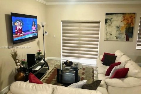 Copropriété à louer à Doral, Floride: 3 chambres, 112.13 m2 № 2145804 - photo 7