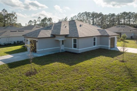 Commercial property in Palm Coast, Florida 3 bedrooms, 220.83 sq.m. № 1555899 - photo 4