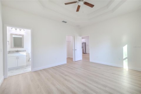 Commercial property in Palm Coast, Florida 3 bedrooms, 220.83 sq.m. № 1555899 - photo 16
