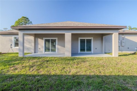 Commercial property in Palm Coast, Florida 3 bedrooms, 220.83 sq.m. № 1555899 - photo 25
