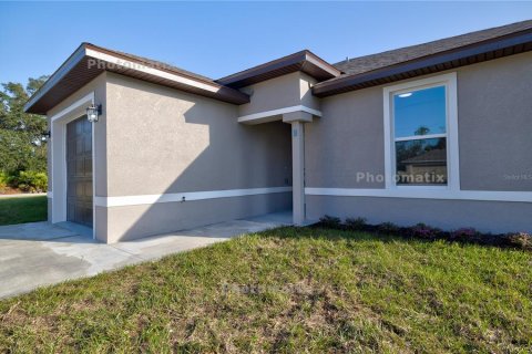 Commercial property in Palm Coast, Florida 3 bedrooms, 220.83 sq.m. № 1555899 - photo 8