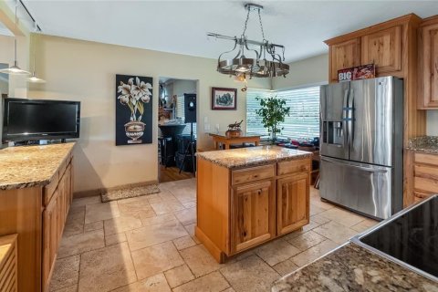 Villa ou maison à vendre à Clermont, Floride: 2 chambres, 270.9 m2 № 855687 - photo 14