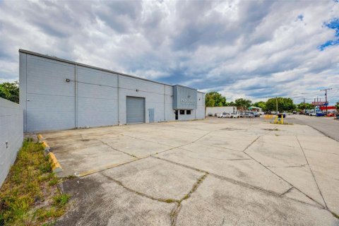 Commercial property in Tampa, Florida 516.07 sq.m. № 2217702 - photo 16