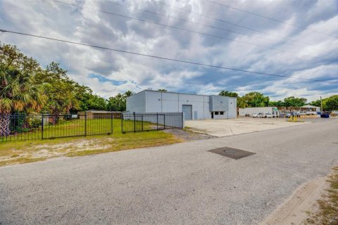 Commercial property in Tampa, Florida 516.07 sq.m. № 2217702 - photo 13