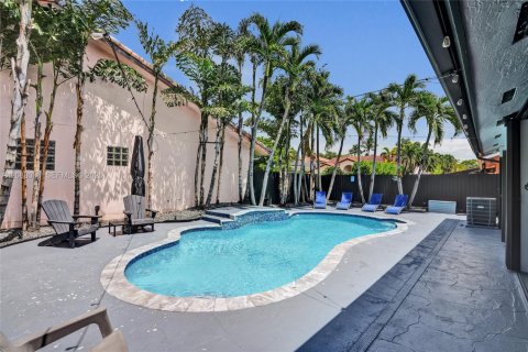Villa ou maison à vendre à Miami Lakes, Floride: 4 chambres, 180.51 m2 № 2361687 - photo 22