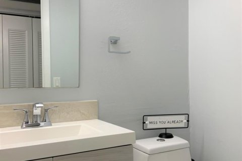Copropriété à vendre à West Palm Beach, Floride: 1 chambre, 63.55 m2 № 2077491 - photo 18