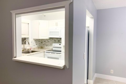 Copropriété à vendre à West Palm Beach, Floride: 1 chambre, 63.55 m2 № 2077491 - photo 13