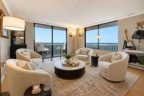 Condo in Orlando, Florida, 2 bedrooms № 2221905 - photo 11